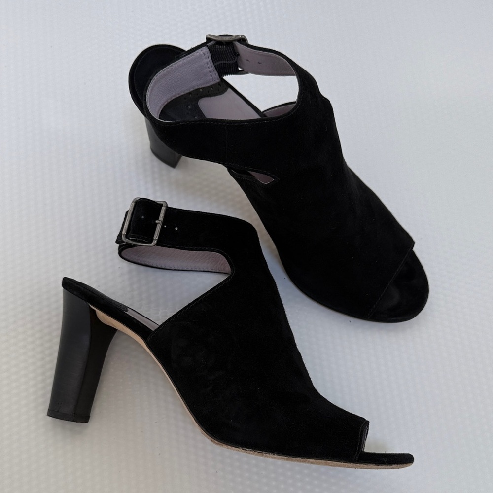 Johnston & Murphy Briana  Black Suede Women's Buckle Bootie